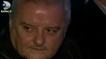 VIDEO Scandal intre Carmen Harra si Irinel Columbeanu: Cand incepi sa scuipi in locul in care te-ai nascut, inseamna ca esti un **** de om Vezi ce a replicat parapsihologul