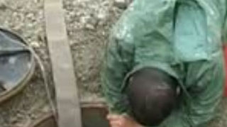 Tragedie in Dambovita! Un baiat de un an si cinci luni a fost gasit mort in canalul din curtea casei