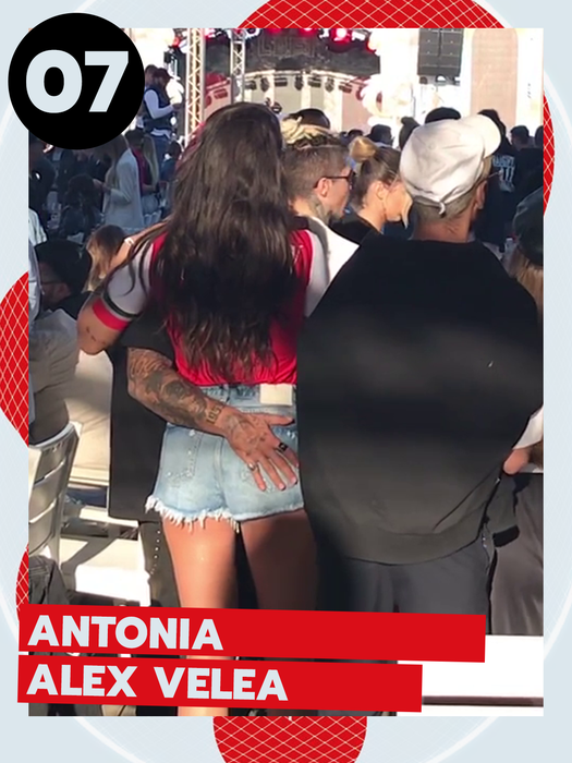 TOP 30 sexy-vedete cu palmele pe fund și săruturi lesby. Cum au fost surprinse Delia Matache, Antonia sau Ruby