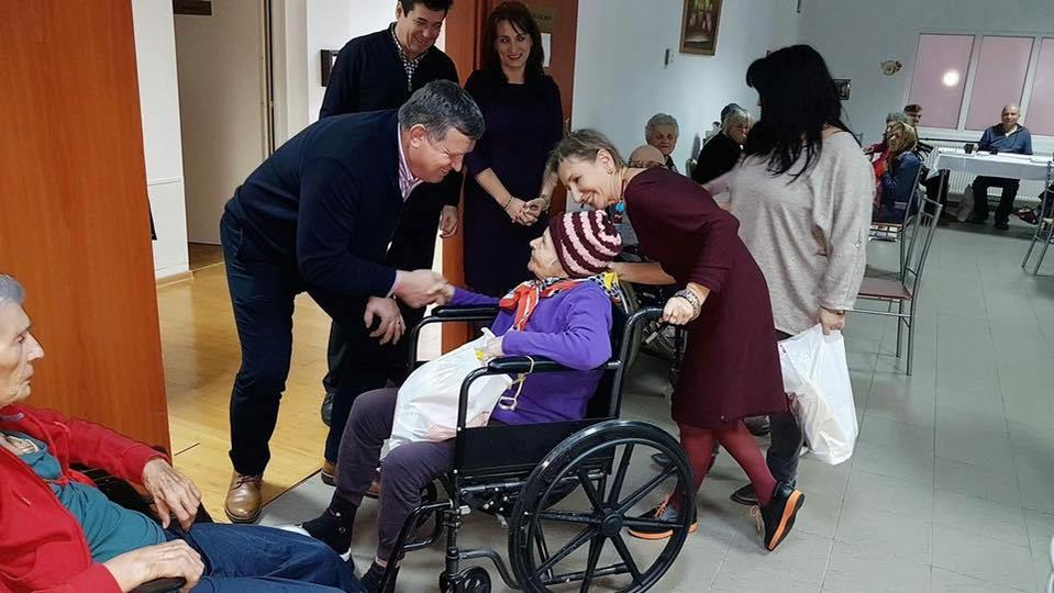 Cutremurător. Căminul de bătrâni din Vâlcea îşi închide porţile din cauza coronavirusului! Bătrânii sunt trimişi acasă