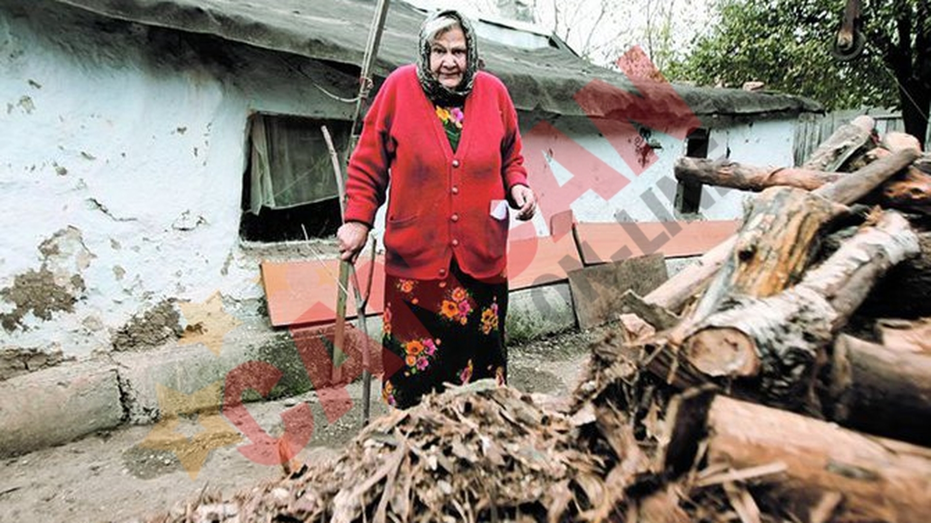 A facut imprumut ca sa-si puna carton pe casa