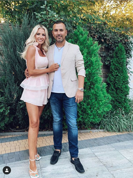 Andreea Bănică, mesaj emoționant la o invitație live: ”Este boala care a răpit-o pe mama mea!”