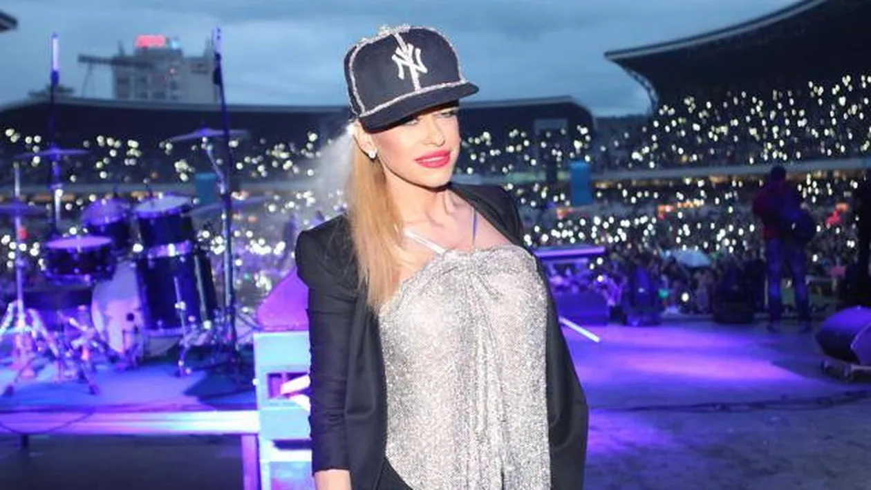 Cu fotografia asta, Anda Adam si-a pus toti fanii in cap! Ar trebui sa fii si tu mai...