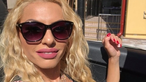 Nicoleta, fiica lui Nicolae Guță, și-a cumpărat o super decapotabilă. Cum arată bolidul de lux