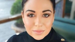 Oana Roman, cu nervii la pământ! Cum a rămas vedeta, pe pârtie, fără cerceii cu diamante