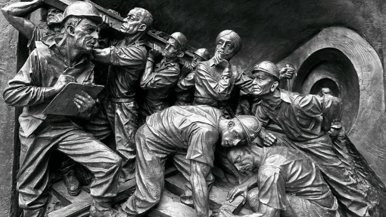 Răscoala minerilor care a zguduit Valea Jiului. Cum fierbea Complexul Energetic Hunedoara acum 10 ani și de ce a ajuns astăzi în faliment