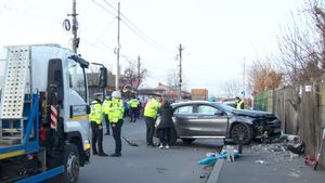 Femeia care a lovit mortal două fete pe trotuar a mărturisit că a încurcat pedalele. Ce au văzut polițiștii pe camerele de supraveghere