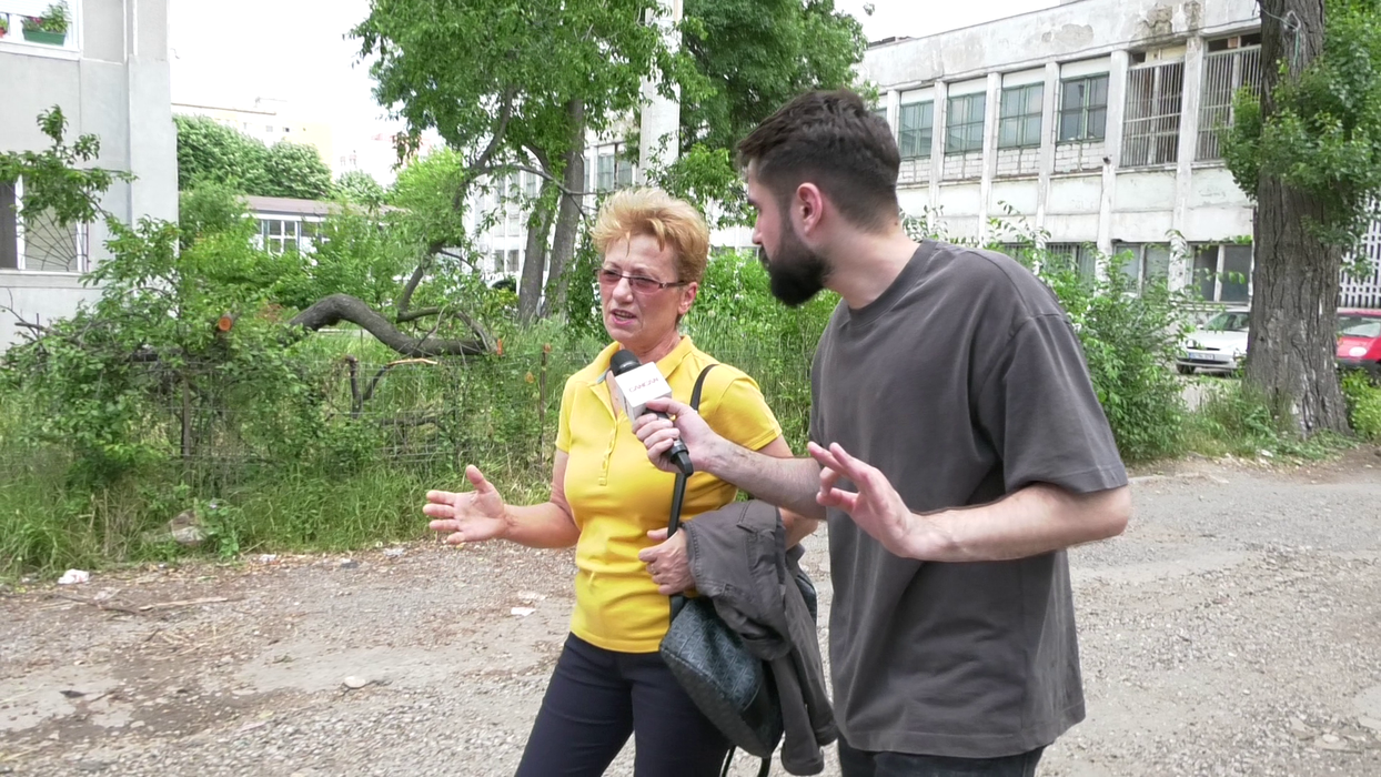 CANCAN.RO a vorbit cu locatarii din proximitatea SAGA, pentru a vedea cum trăiesc aceștia cu zgomotul de pe stadion: ”Nu mă deranjează muzica, îmi place!”