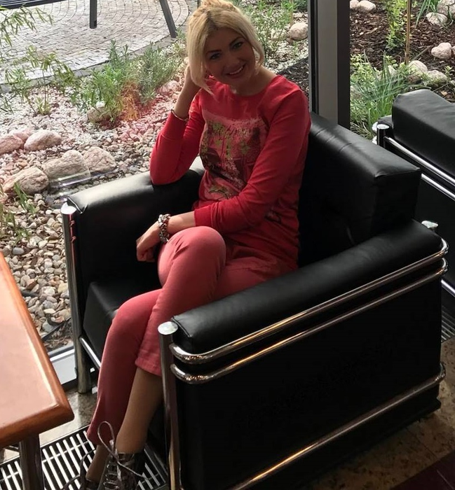 Flavia s-a ”rotunjit” şi a dat uitării problemele cu anorexia