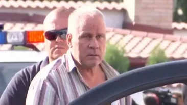 Cum arată mormântul lui Gheorghe Dincă! Locul de veci al criminalului din Caracal este plin cu...