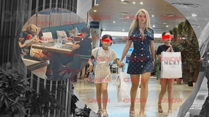 Andreea Bălan nu s-a uitat la bani și le-a făcut toate poftele fiicelor ei la mall. Micuțele au vrut, artista a executat!