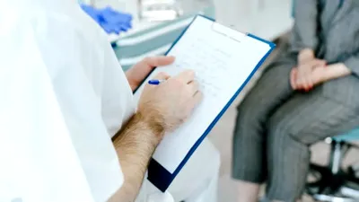 Ghidul CNAS 2026: Ce analize și consultații gratuite poți face indiferent dacă ești asigurat