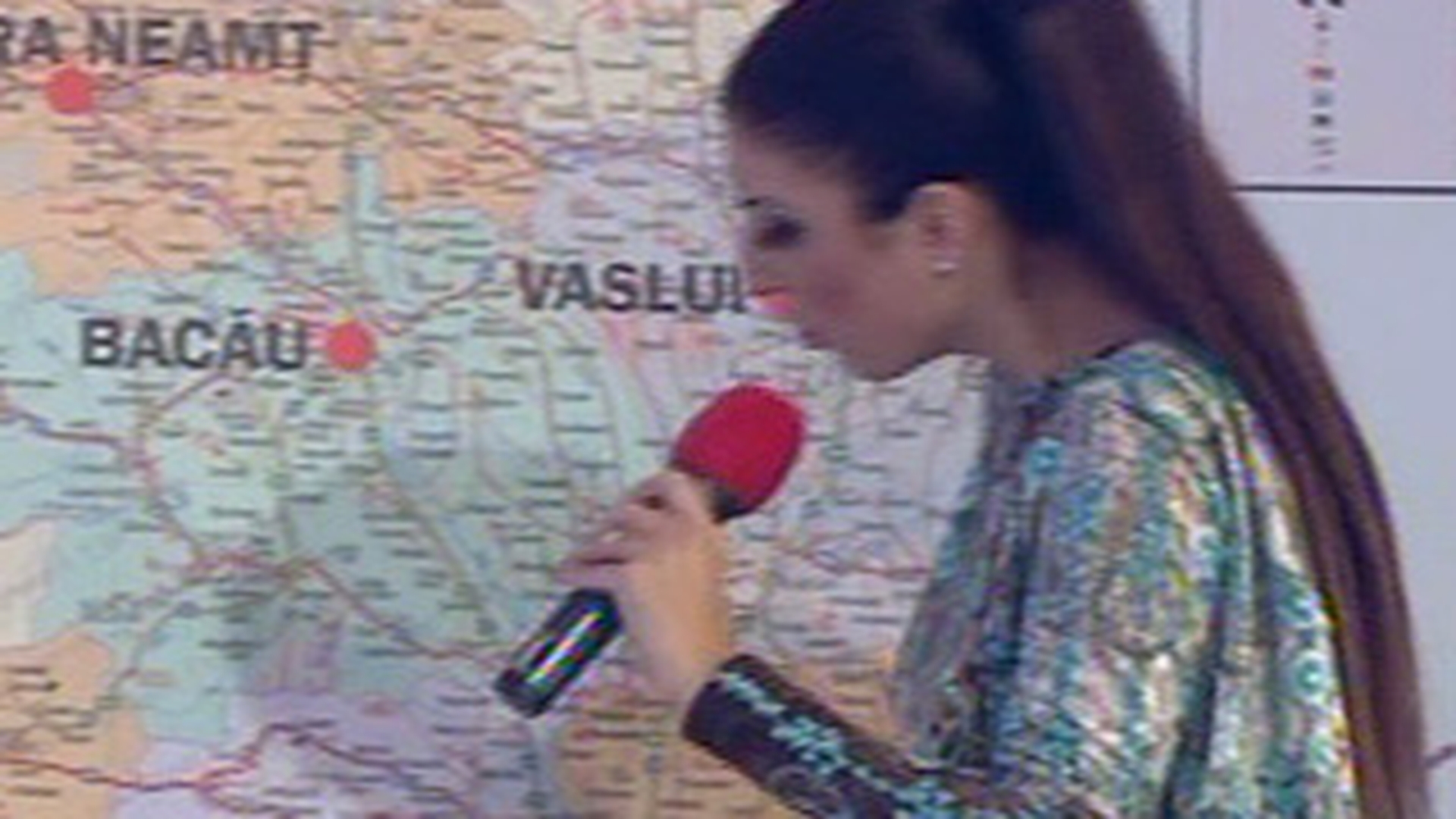 Andreea Tonciu, mai slab pregatia la geografie ca un copil de clasa a 4-a! "Romania se invecineaza cu doua mari!" Ce alte gafe a facut bruneta la harta!
