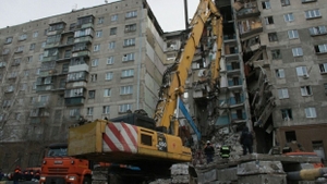 Un bloc a sărit în aer! O femeie a murit, alte persoane au fost rănite