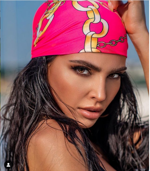 Francisca încearcă să scape de porecla "Kim Kardashian de România"