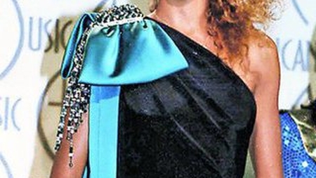 Din trecutul tumultuos al regretatei Whitney Houston. A fost amanta fratelui lui Michael Jackson