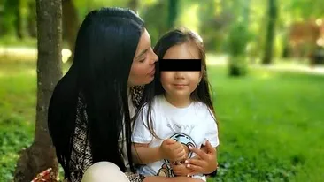 Gest deplasat pe Instagram! Soţul Andreei Tonciu şi-a pupat fetiţa pe gură. Bruneta a fost de faţă. VIDEO