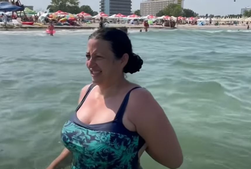 Anca de la Strehaia și familia, în stațiunea Mamaia! Imagini inedite de pe litoral. FOTO