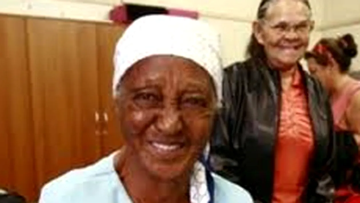 O brazilianca de 100 de ani s-a inscris la scoala pentru ca vrea sa invete sa scrie si sa citeasca