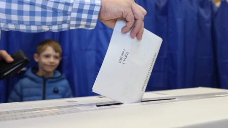 Cum arată buletinele de vot? BEC a publicat modelul pentru turul 2 al alegerilor prezidențiale