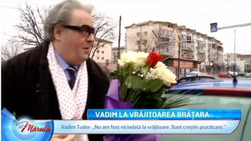 “Necaz, boala, moarte, n-o sa aiba!” Ce ii prezicea vrajitoarea Bratara lui Corneliu Vadim Tudor. Imagini unice