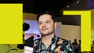 Liviu Vârciu e înnebunit! Carmina, fiica lui, nu-și slăbește iubitul, un celebru tiktoker: ”Nu vreau să știu ce faci!”