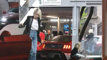 Cum se “descurcă” Lidia Buble cu mașina la vulcanizare, după despărțirea de Răzvan Simion