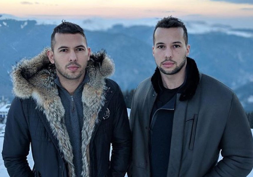 Tristan și Andrew Tate, cei doi frați călcați de mascați