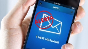 Avertizare RO-ALERT. Românii vor primi sms-uri în caz de fenomene meteo extreme sau atacuri teroriste