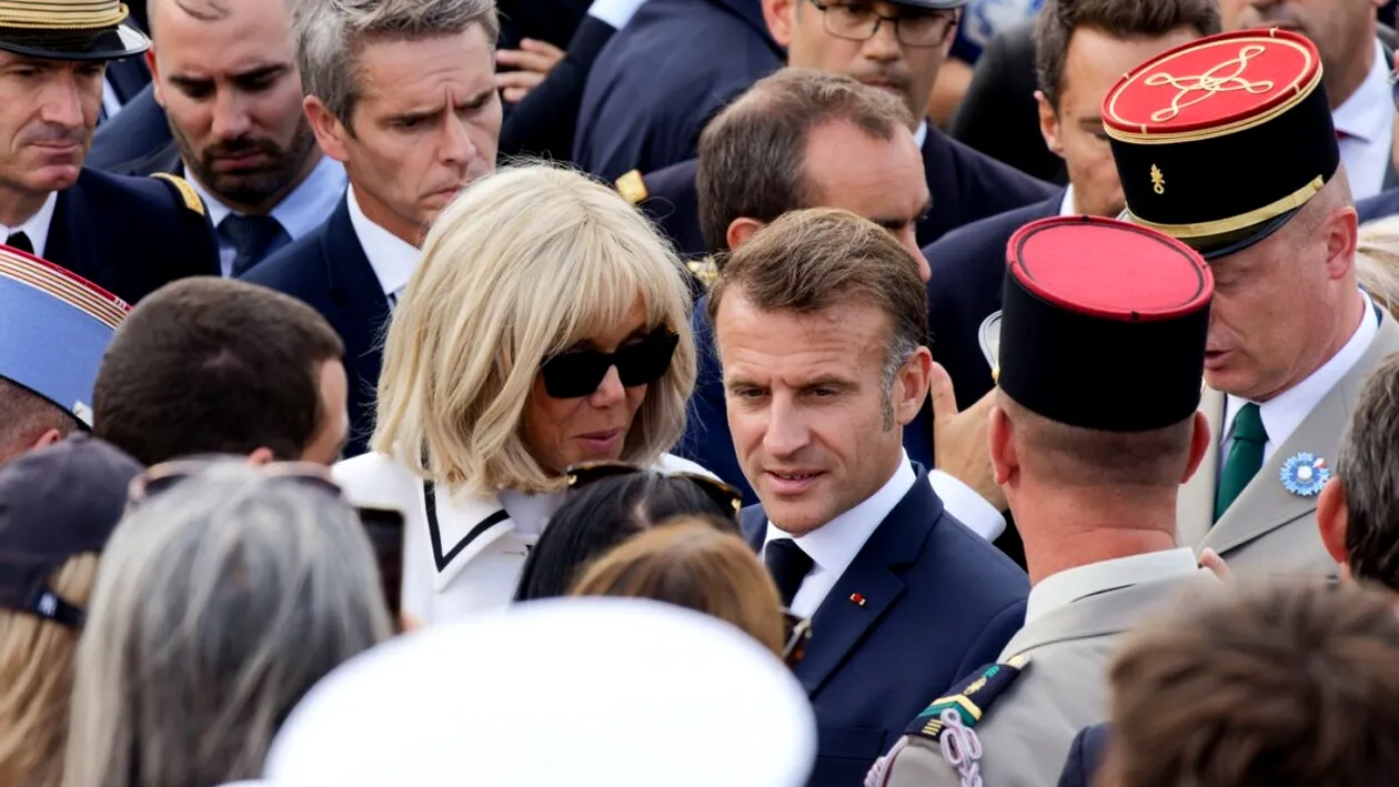 Soții Macron au dat-o în judecată pe influencerița americană Candace Owens, care a spus că Brigitte este bărbat