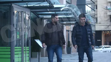 Imaginile care probează totul! Prietenie suspectă între un antrenor cu sânge de dinamovist şi un parior celebru!