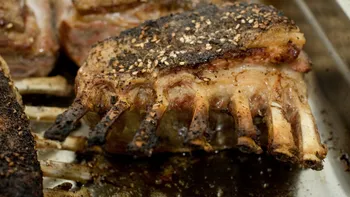 Pare sănătos, dar strică tot. Condimentul care amărăște carnea de miel