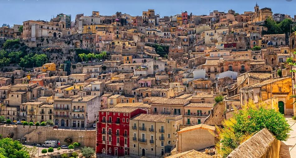 Vești bune din Sicilia! Autoritățile de aici vor plăti jumătate din biletul de avion și o treime din cazare pentru turiștii care vor să o viziteze la toamnă