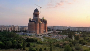Prima reacție a Bisericii, după ce un internaut a schimbat numele Catedralei Mântuirii Neamului, pe Google Maps, în ”Catedrala Prostirii Neamului Românesc”