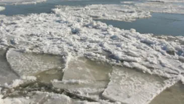 Luni va incepe spargerea ghetii de pe Canalul Sulina!