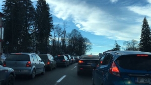 Accident la ieșirea din Predeal! Șapte persoane, între care doi copii, au fost rănite