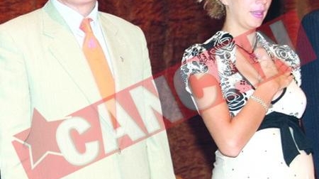 "Fata" Ralucuta si "tutorele" Stolojan