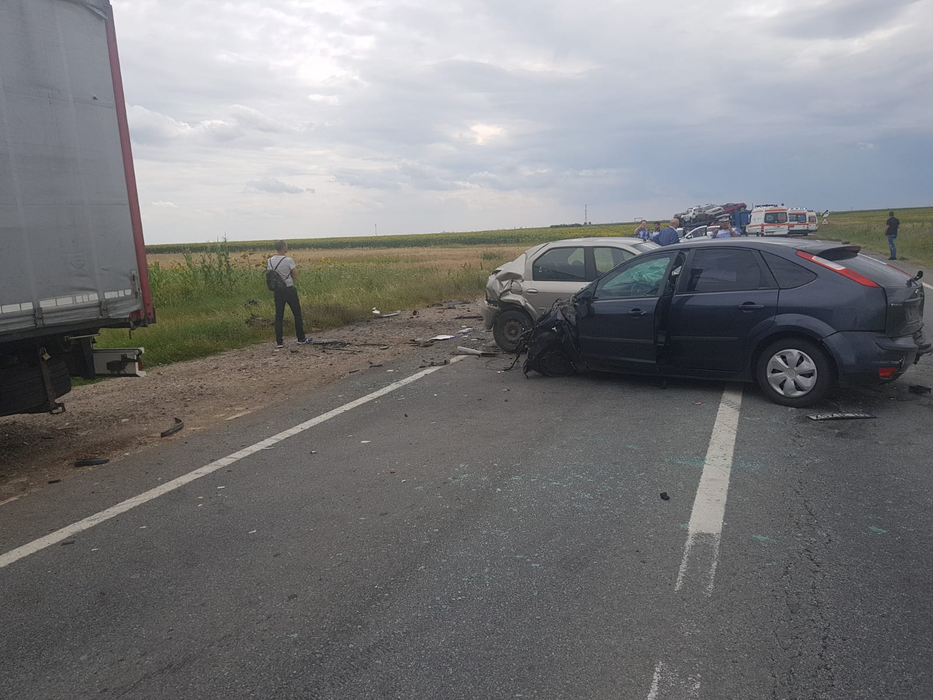 Accident în lanț pe DN 65, la Priseaca, Olt