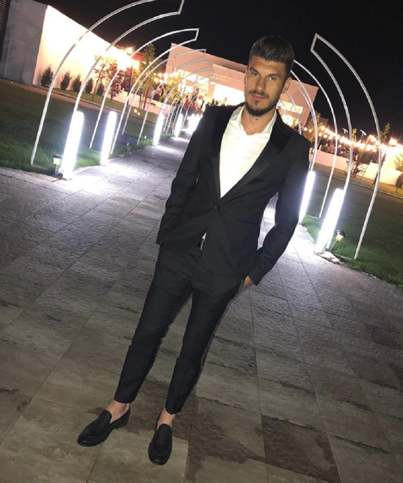 Cuplu-bombă în showbiz-ul din România! Cu cine s-a cuplat Ramona de la Neatza cu Răzvan și Dani. Vedeta Antena 1 nu se mai ascunde