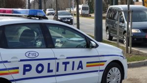 O mașină condusă de un șofer băut a fost lovită de tren în județul Timiș