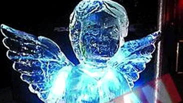 Sculpturi din gheata pentru mesele bogatasilor