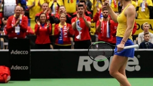 Simona Halep a ”rezolvat” meciul cu Mladenovic! România - Franța 1-0, în Fed Cup! Urmează Garcia - Buzărnescu