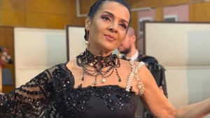 Cornelia Catanga, fotomodel la 62 de ani! Cântăreața a slăbit și arată incredibil