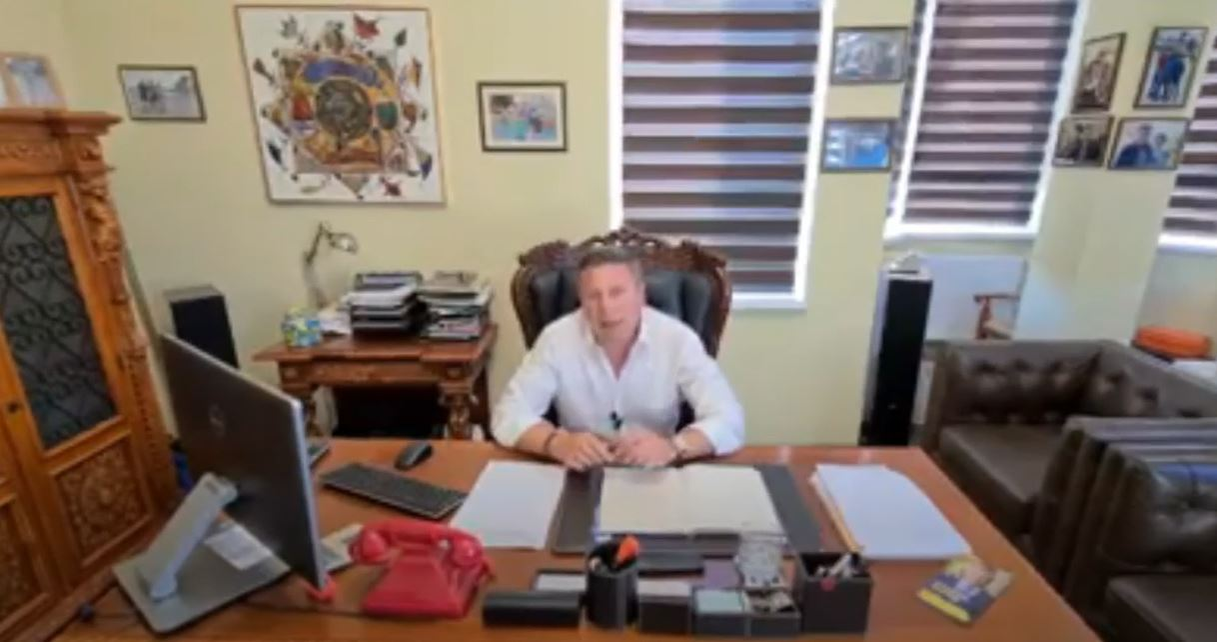 Saveta Bogdan i-a luat apărarea primarului din Sângeorz-Băi care și-a filmat fiica dezbrăcată în timp ce o umilea! Dezvăluiri despre Traian Ogâgău: “El o iubește foarte mult”