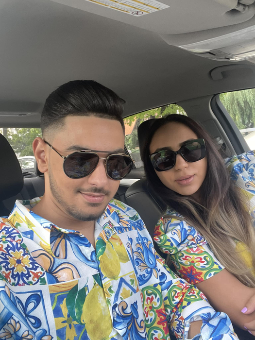 Dani și Mihaela sunt împreună de aproape cinci ani și formează o familie completă