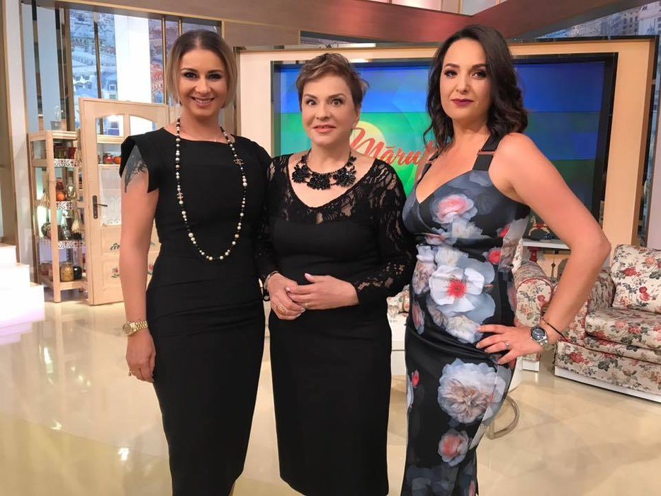 Ionela Prodan și fiicele sale