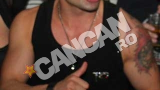 I s-a facut dor de burlacie!Pepe a obtinut invoire de la Raluca si s-a destrabalat o noapte in club!