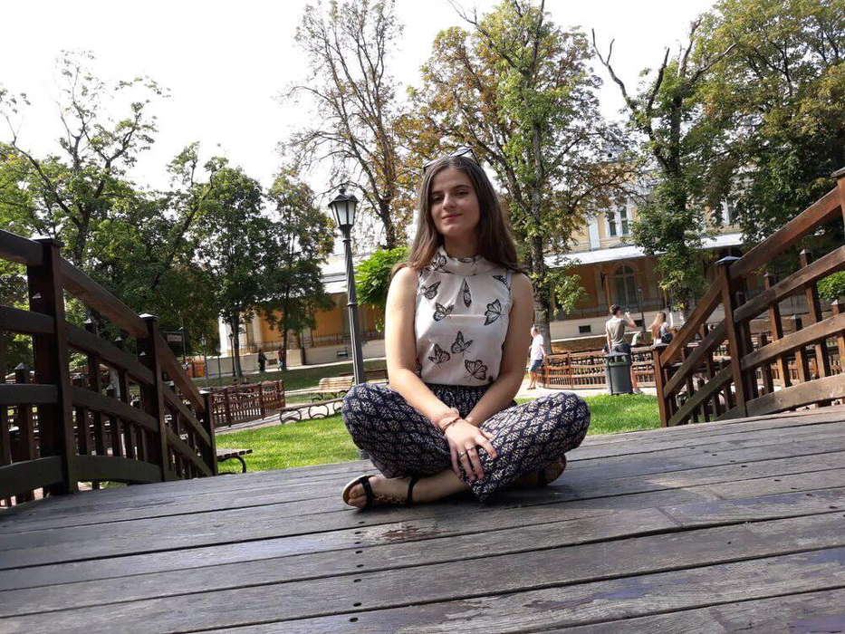 Operatorul de la 112 i-a spus Alexandrei să închidă telefonul, pentru că mai sunt și alte apeluri