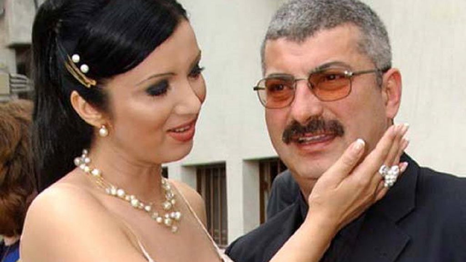 Adriana Bahmuțeanu a ținut doliu după căsnicia cu Prigoană! Vedeta a declarat că a făcut colivă timp de doi ani după despărțire