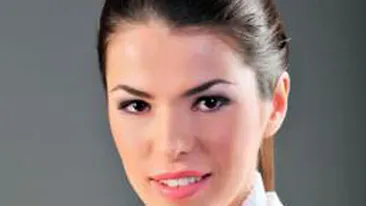 Amanta lui Berlusconi, Ioana Visan: De cand a inceput acest scandal, pur si simplu nu mai traiesc, uneori ma gandesc ca ar fi mai bine sa termin cu totul